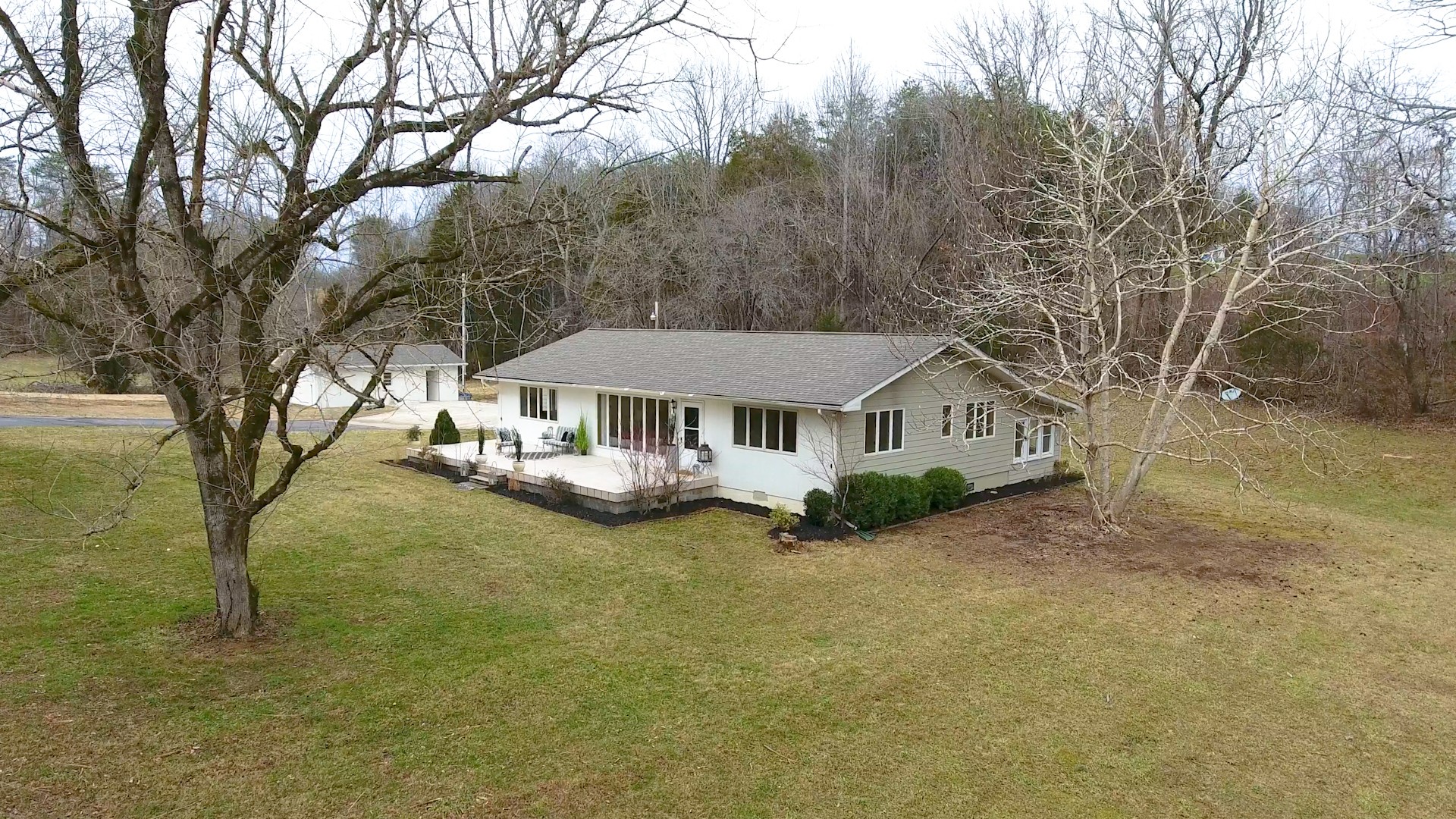 325 Rives Road Sparta, TN 38583 - Photo 4 of 40 Gallery Image 4