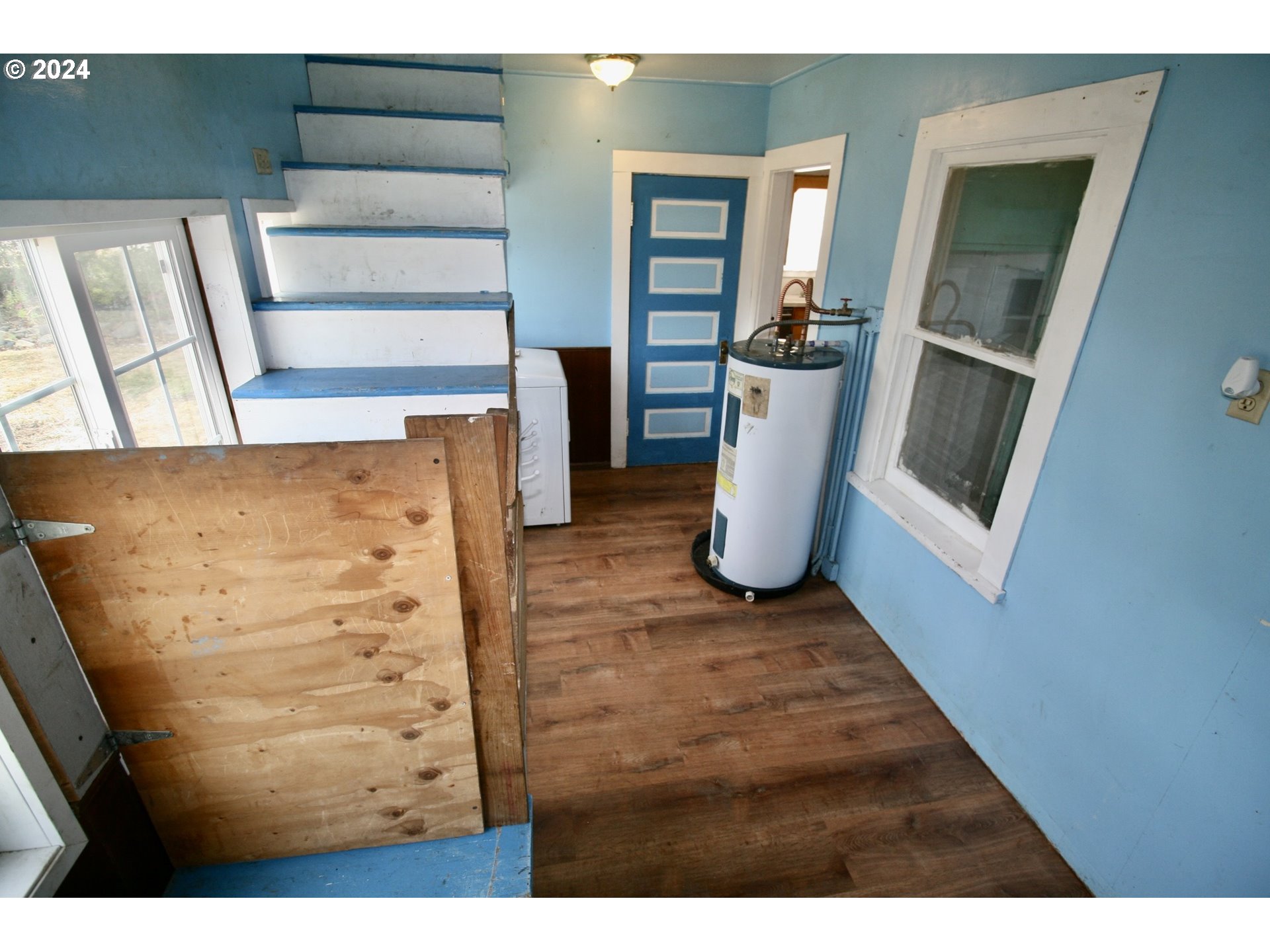 30178 South Sprague Road Molalla, OR 97038 - Photo 11 of 27 Utility Room
