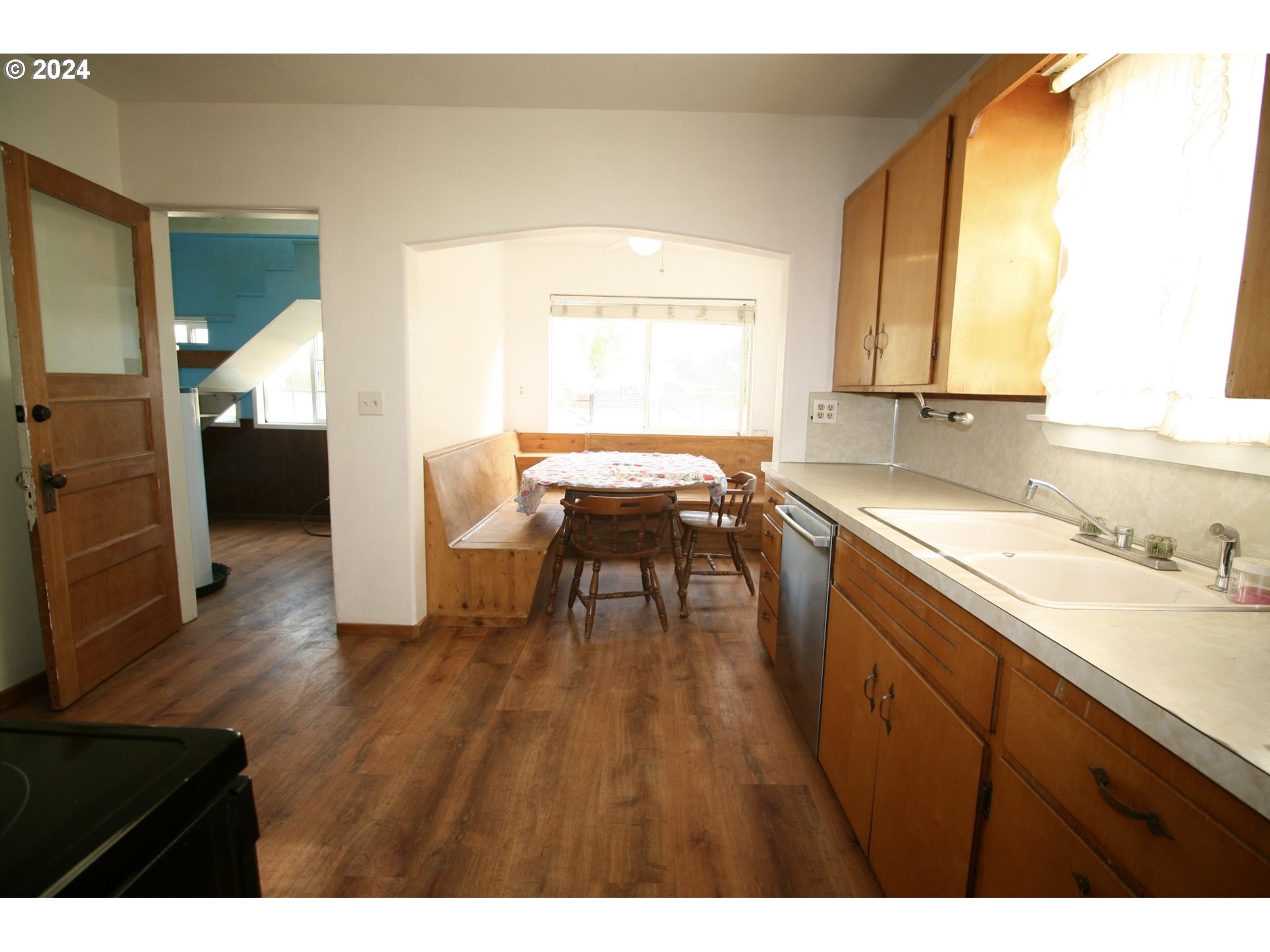 30178 South Sprague Road Molalla, OR 97038 - Photo 5 of 27 Kitchen