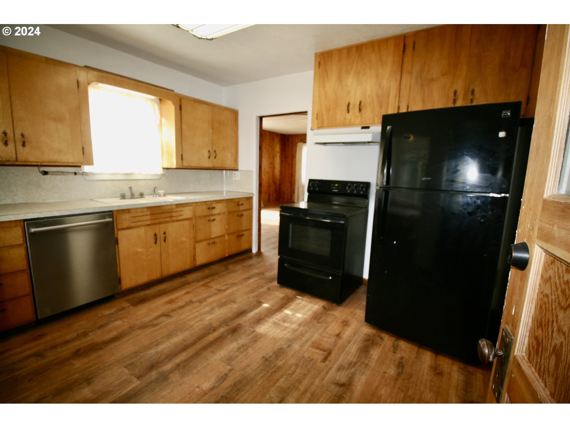 30178 South Sprague Road Molalla, OR 97038 - Photo 6 of 27 Kitchen