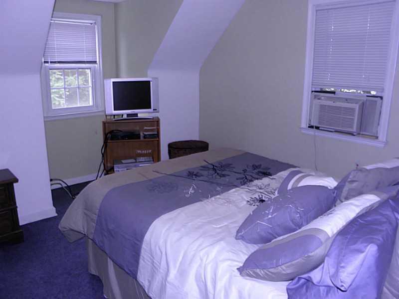 168 Bellevue Road Pittsburgh, PA 15229 - Photo 5 of 16 Master Bedroom.