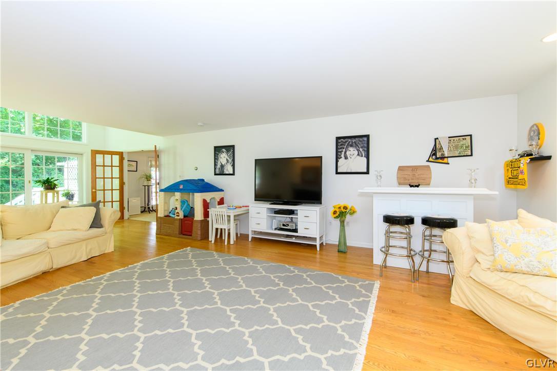 5374 Bachman Road Macungie, PA 18062 - Photo 7 of 21 Gallery Image 7