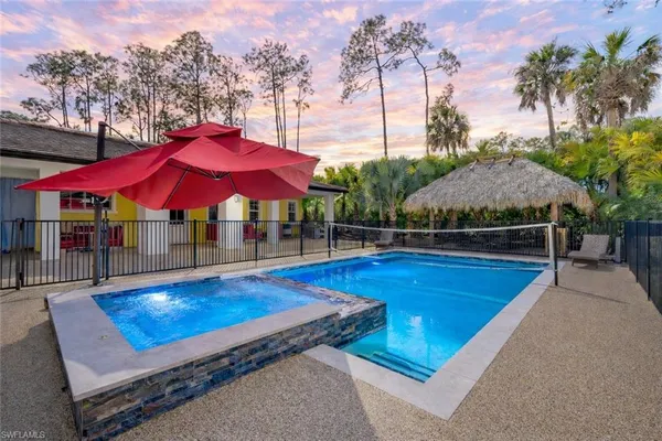 $3,700,000 | 2401 Coach House Lane, Naples, FL 34105