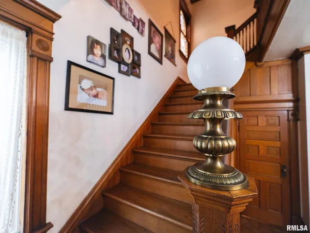 $364,000 | 725 Park Avenue, Pekin, IL 61554