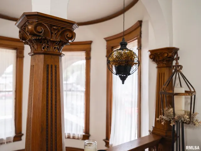 $364,000 | 725 Park Avenue, Pekin, IL 61554