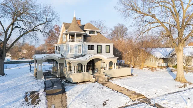 $364,000 | 725 Park Avenue, Pekin, IL 61554