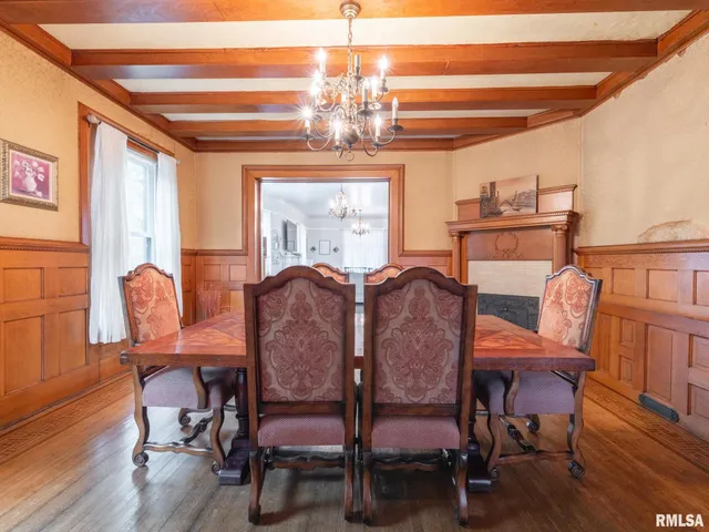 $364,000 | 725 Park Avenue, Pekin, IL 61554