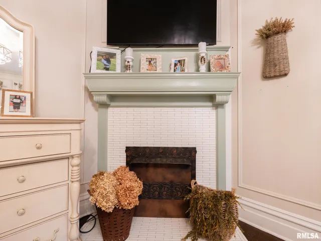 $364,000 | 725 Park Avenue, Pekin, IL 61554