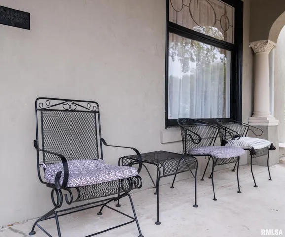 $364,000 | 725 Park Avenue, Pekin, IL 61554