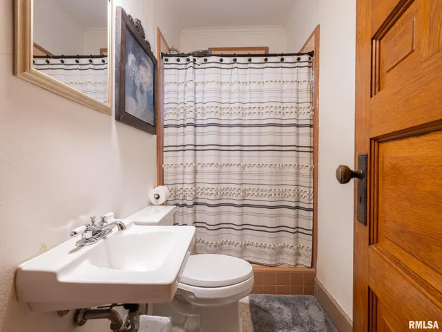 $364,000 | 725 Park Avenue, Pekin, IL 61554