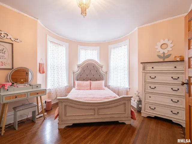 $364,000 | 725 Park Avenue, Pekin, IL 61554