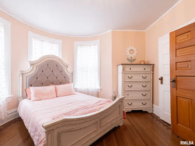 $364,000 | 725 Park Avenue, Pekin, IL 61554