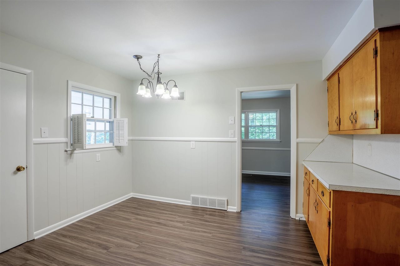 137 Chateau Road Durham, NC 27704 - Photo 13 of 30 Breakfast Area