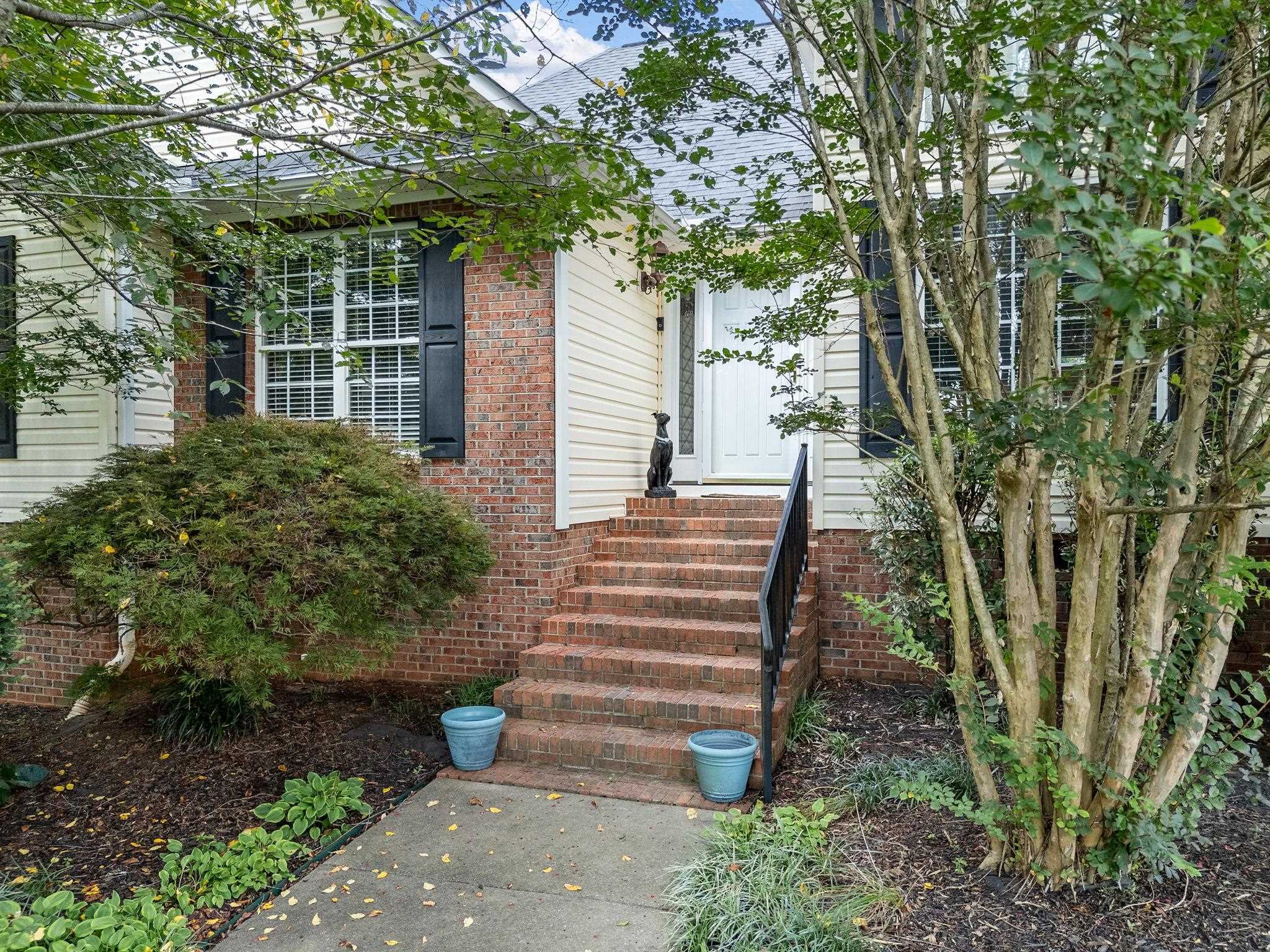 215 Spring Valley Road Inman, SC 29349 - Photo 6 of 41
