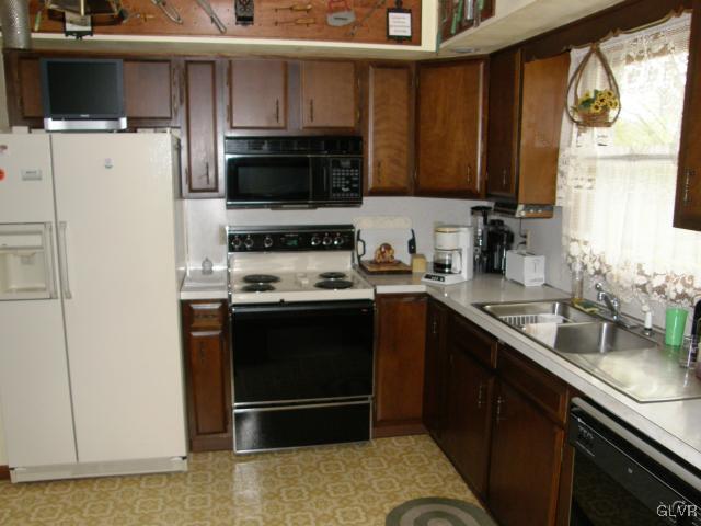 716 Lexington Road Nazareth, PA 18064 - Photo 8 of 9 Gallery Image 8