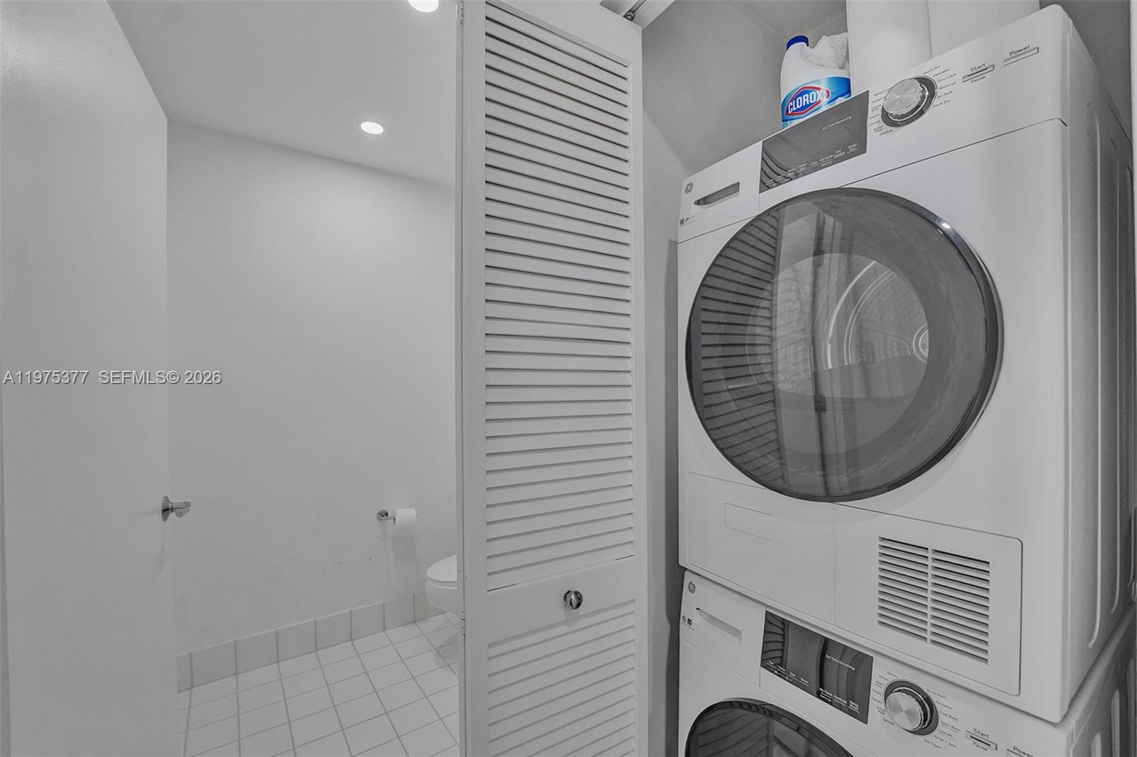 601 Northeast 36th Street, Unit 811 Miami, FL 33137 - Photo 13 of 34