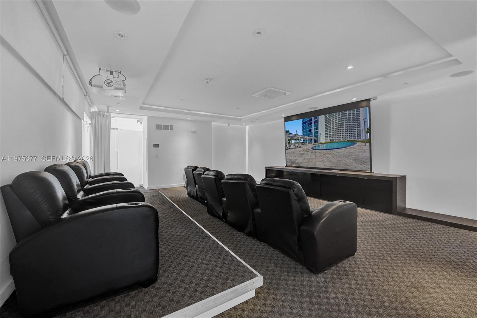 601 Northeast 36th Street, Unit 811 Miami, FL 33137 - Photo 24 of 34