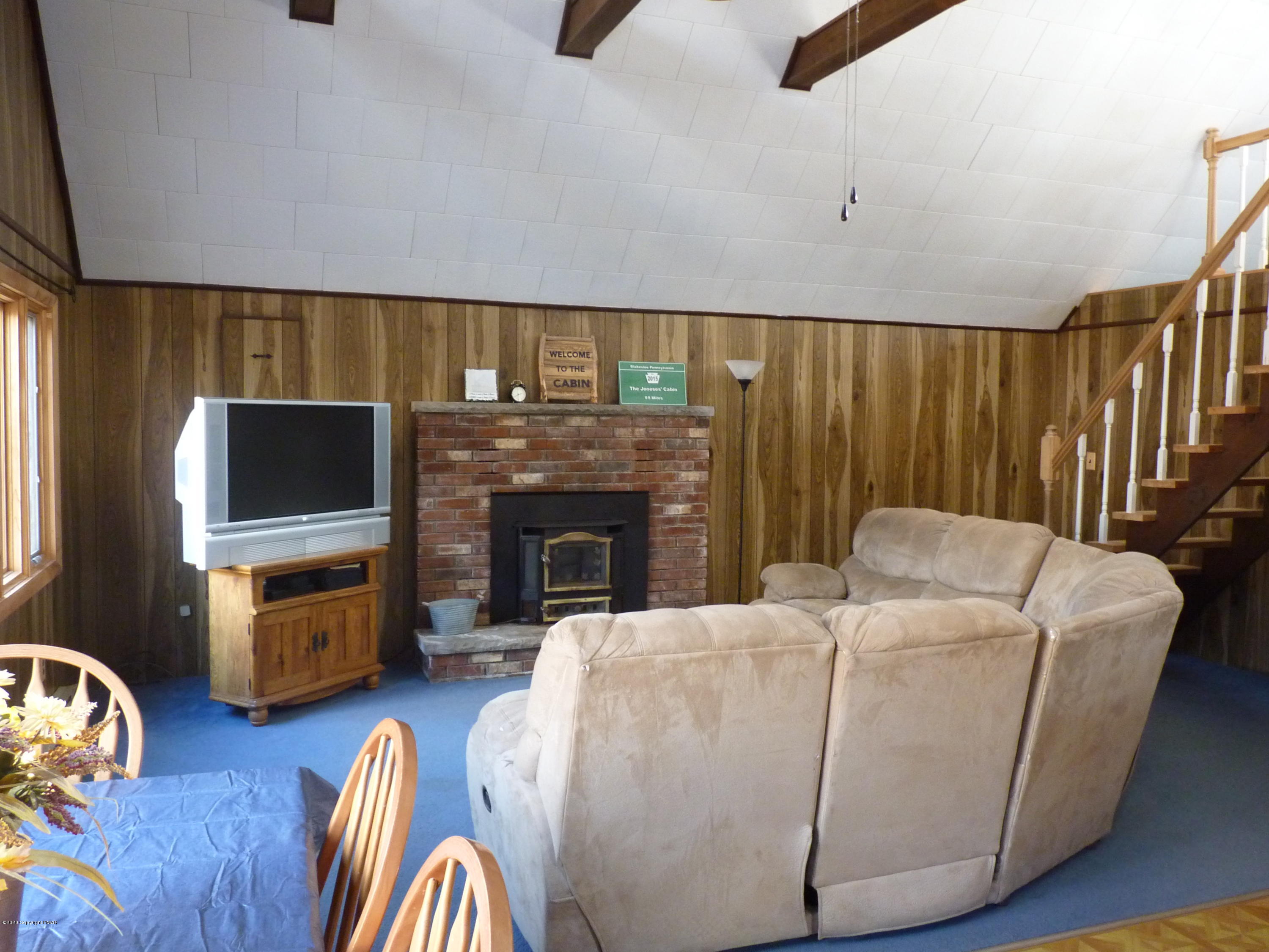 1146 Boulder Road Blakeslee, PA 18610 - Photo 4 of 23 P1120753