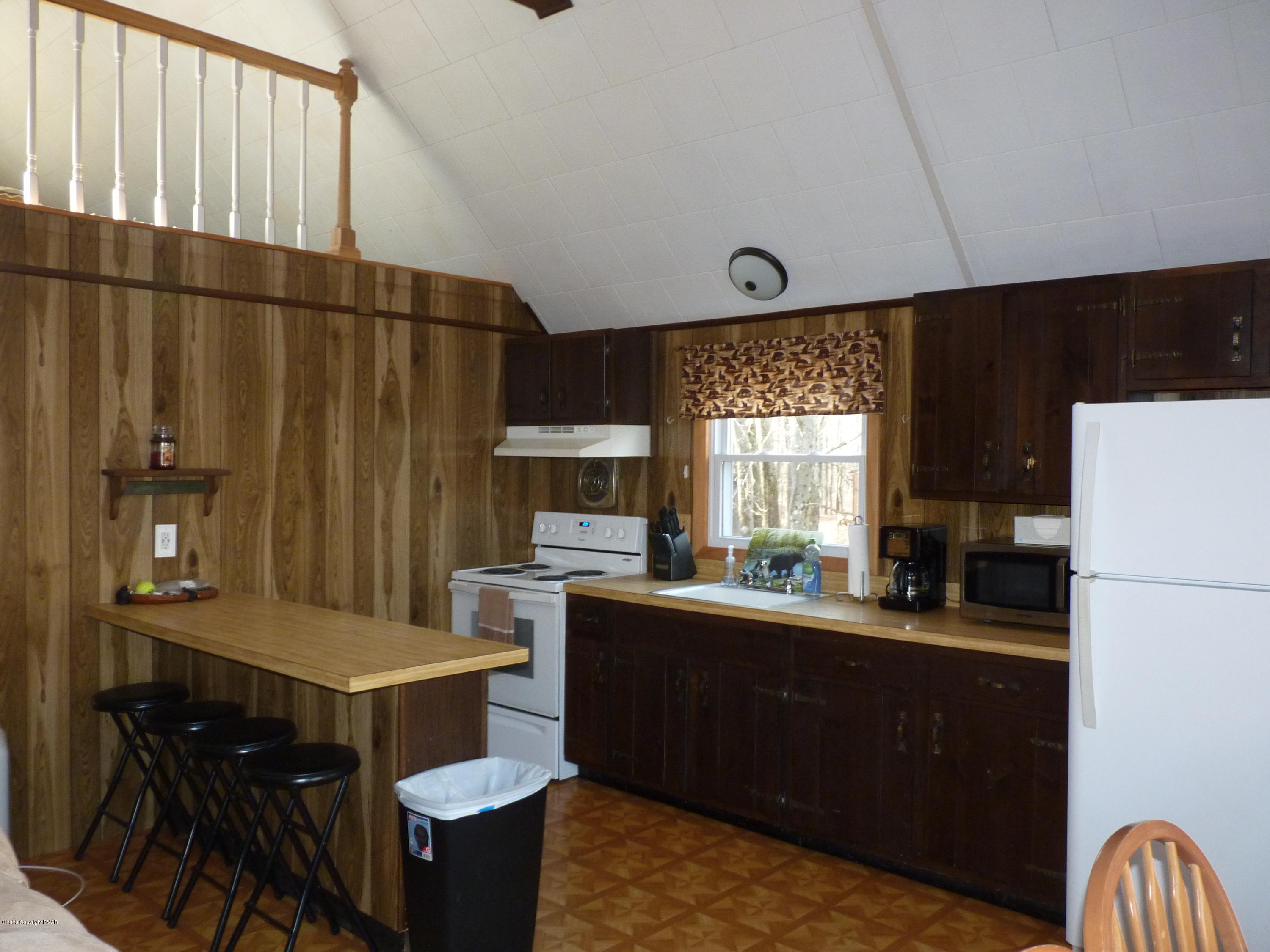 1146 Boulder Road Blakeslee, PA 18610 - Photo 9 of 23 P1120757