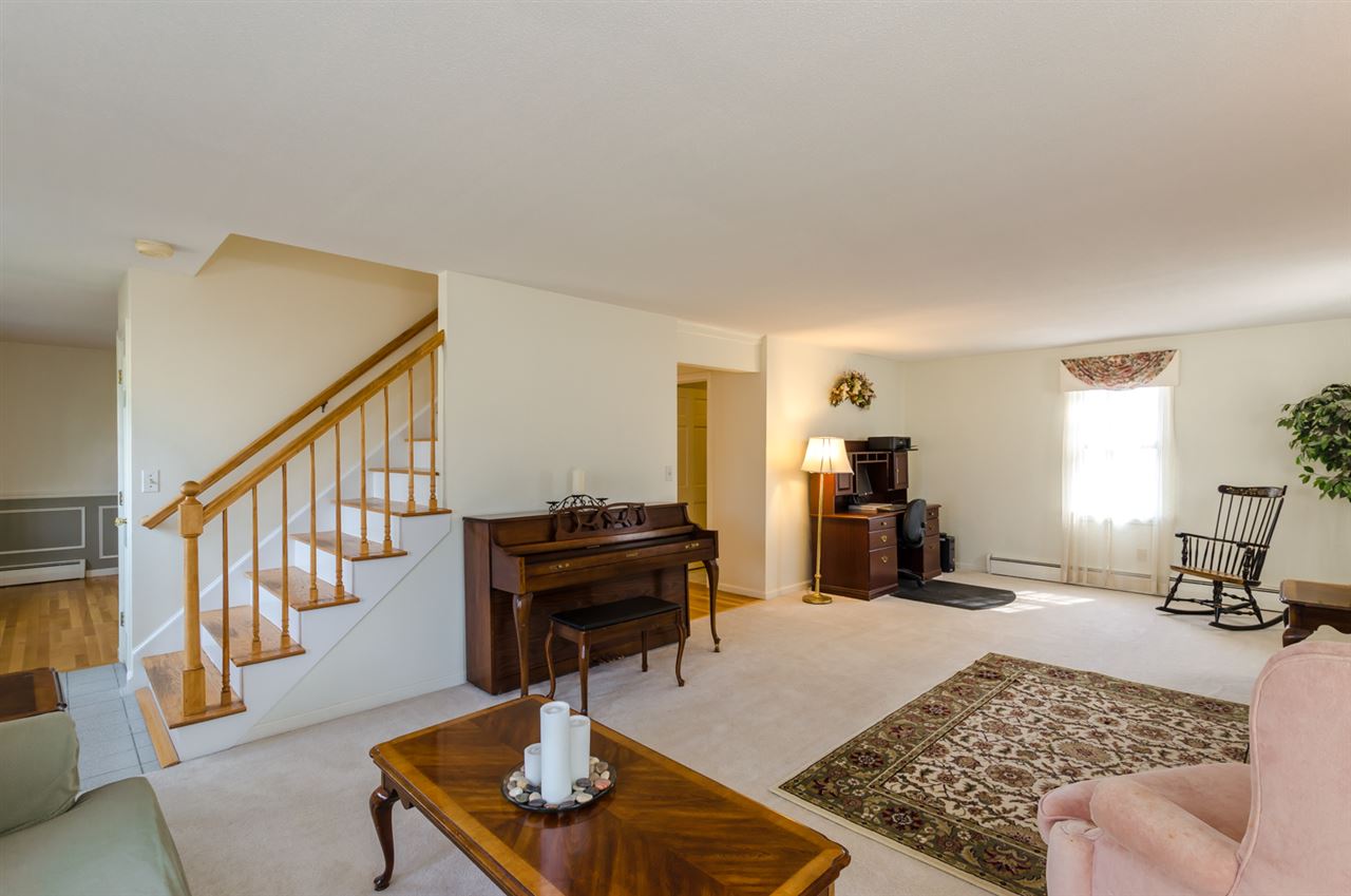 11 Shady Hill Road Nashua, NH 03063 - Photo 5 of 35 Gallery Image 5