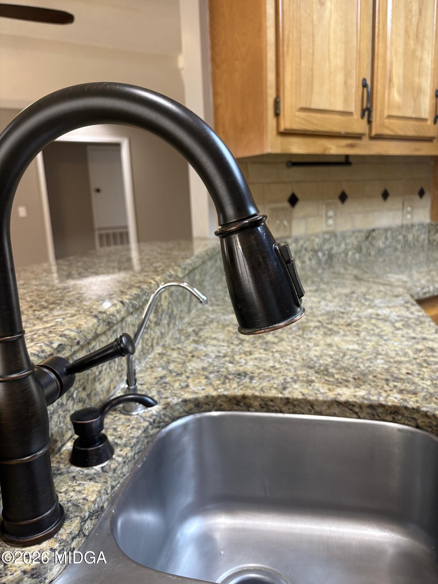 5081 Marshall Mill Road Lizella, GA 31052 - Photo 13 of 39 Sink1