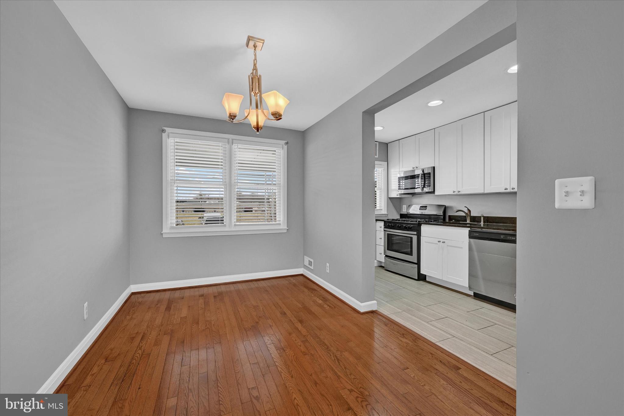 2722 Plainfield Road Dundalk, MD 21222 - Photo 8 of 28 Dining Room
