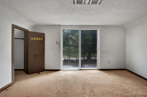 $240,000 | 25019 West Holly Lane, Splendora, TX 77372