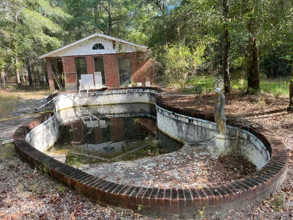 $595,000 | 6715 Canetuck Road, Currie, NC 28435
