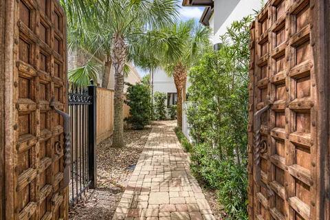$2,399,000 | 721 Harborside Way, League City, TX 77565