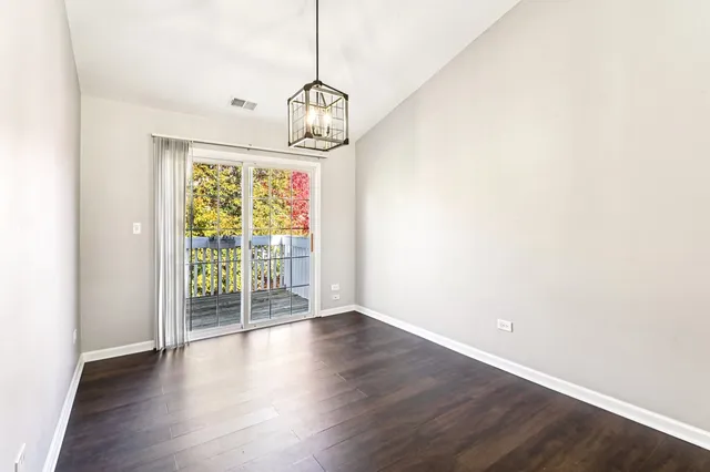 $330,000 | 2227 Waterleaf Court, Unit 203, Naperville, IL 60564