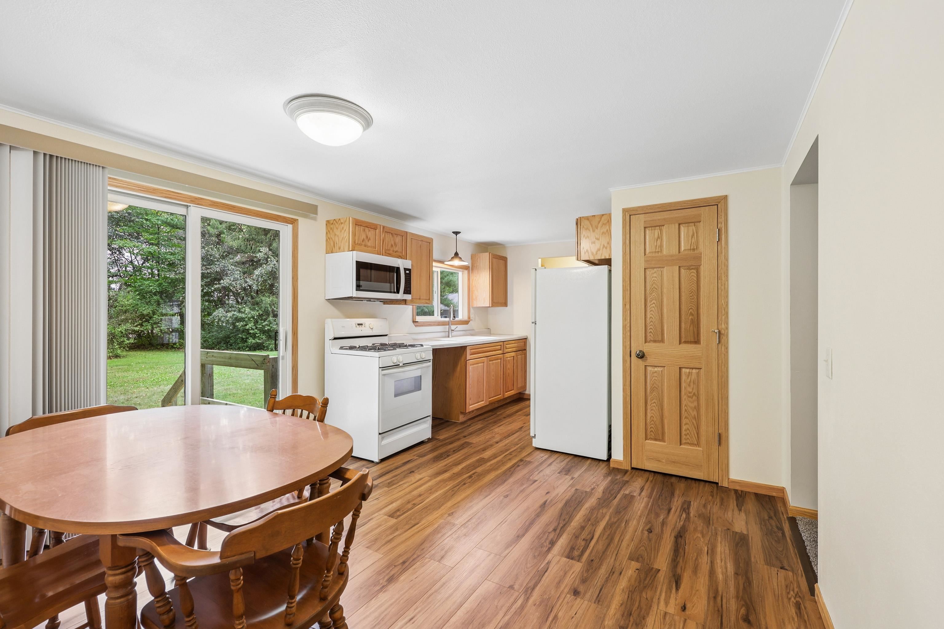 E7804 A Virginia Reedsburg, WI 53959 - Photo 6 of 69 Gallery Image 6