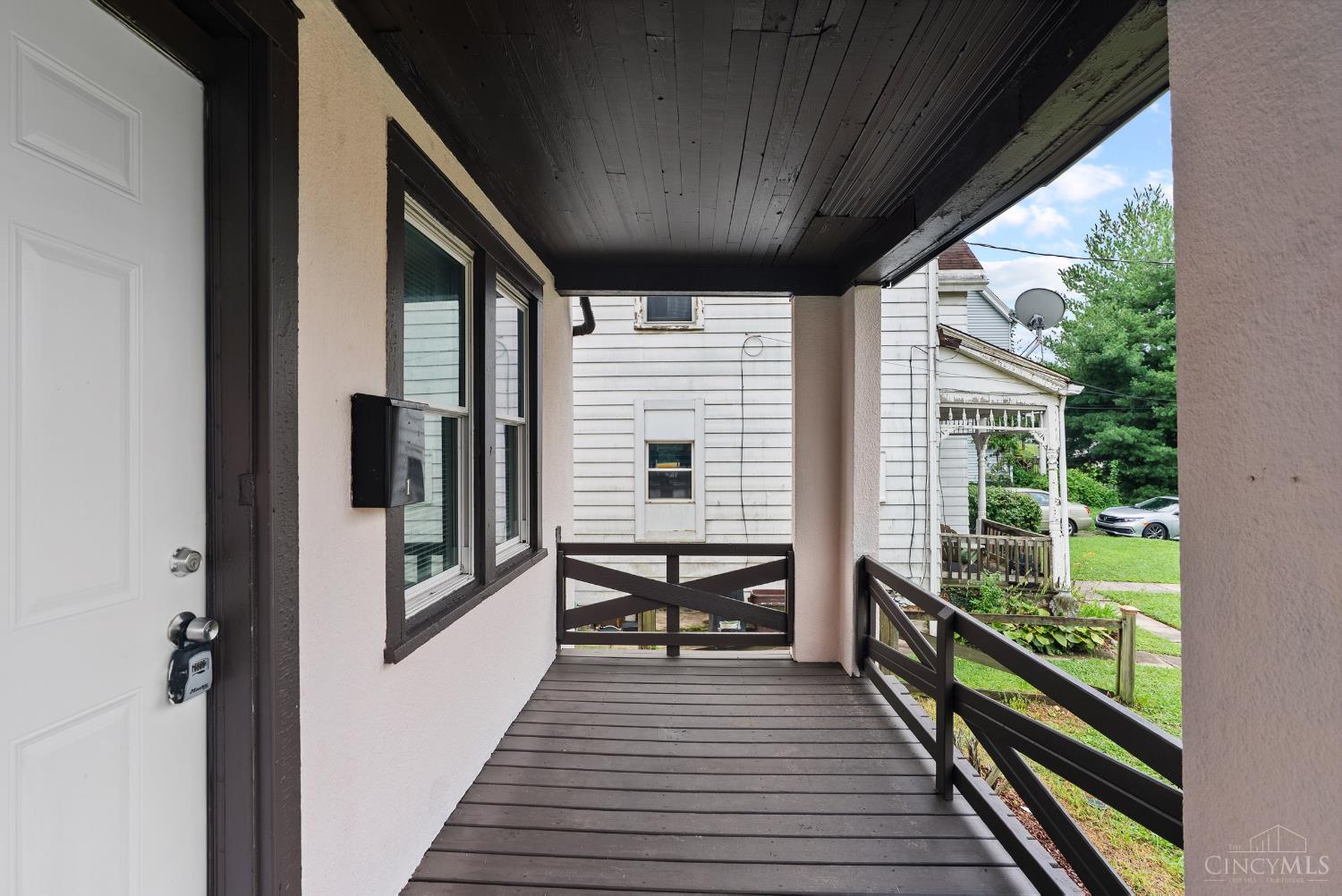 5538 Montgomery Road Cincinnati, OH 45212 - Photo 5 of 61