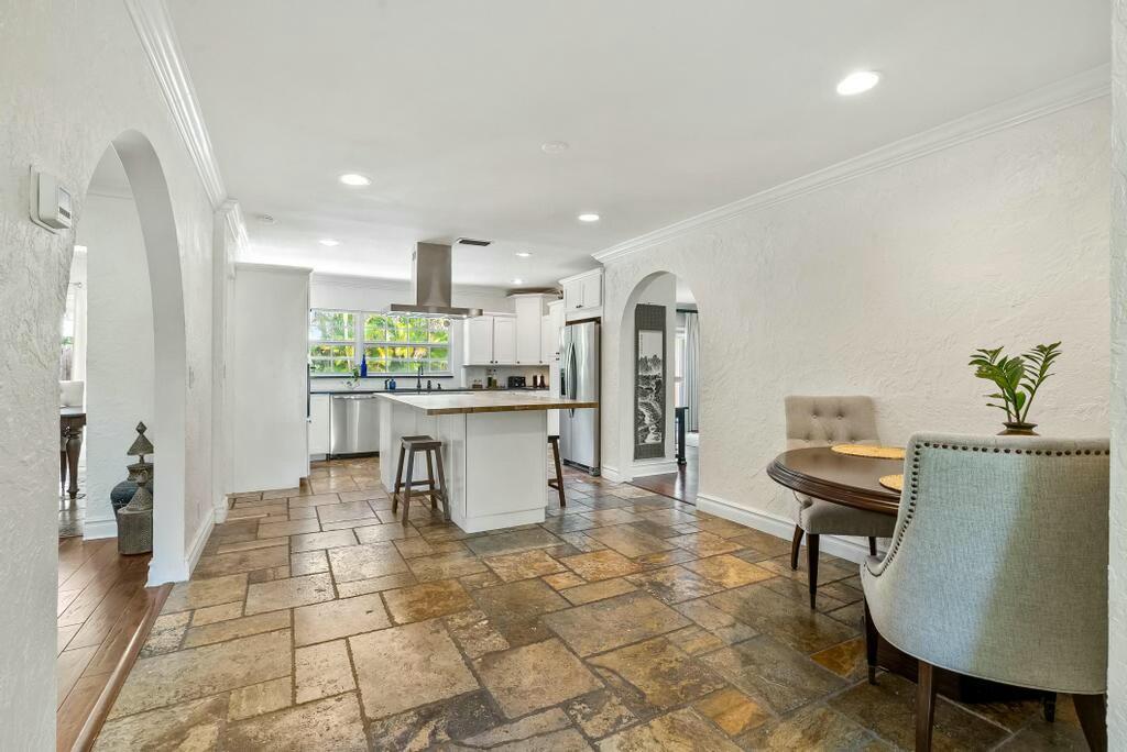 815 Canary Walk Gulf Stream, FL 33483 - Photo 18 of 40 tempImageG0yyvf