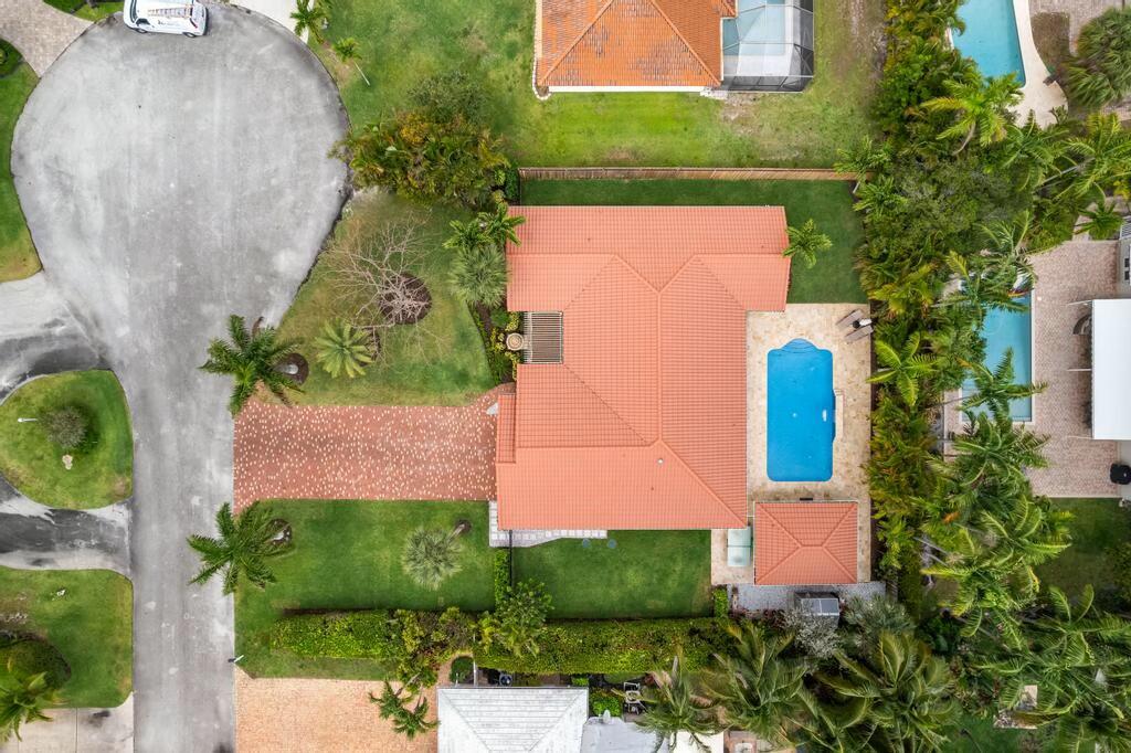 815 Canary Walk Gulf Stream, FL 33483 - Photo 31 of 40 Cul-de-Sac Location