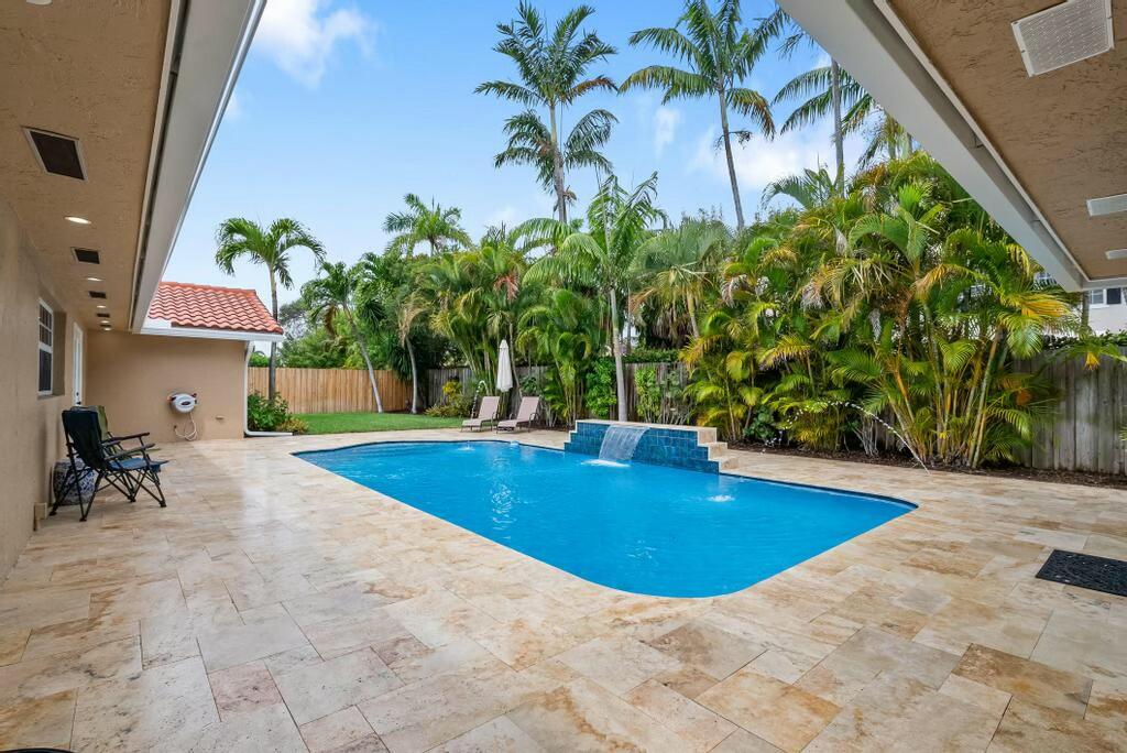 815 Canary Walk Gulf Stream, FL 33483 - Photo 36 of 40 tempImageLM2HfB