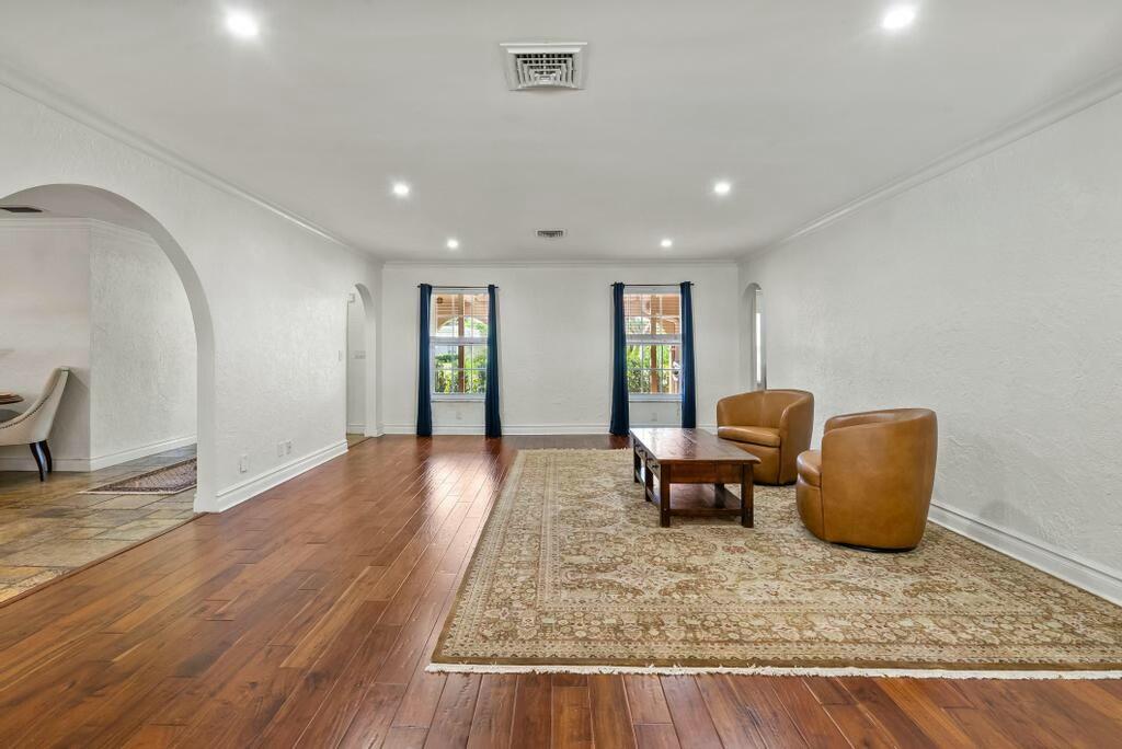 815 Canary Walk Gulf Stream, FL 33483 - Photo 10 of 40 tempImagegj5B82