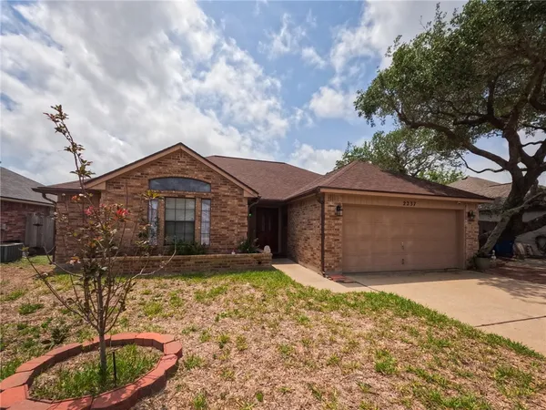 $265,000 | 2237 Sunset Cliffs Drive, Ingleside, TX 78362