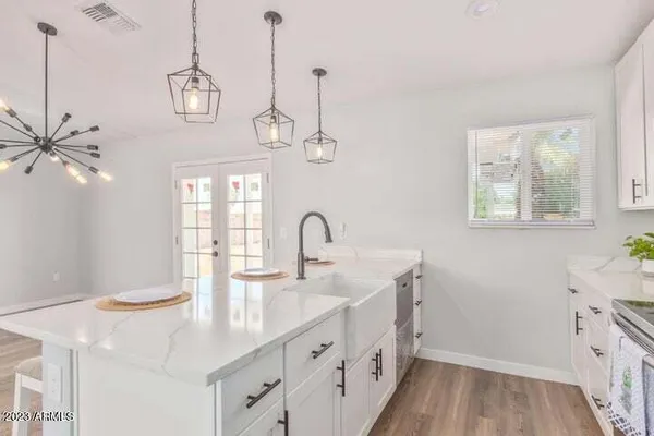$2,995 | 1624 West Geneva Drive, Tempe, AZ 85282