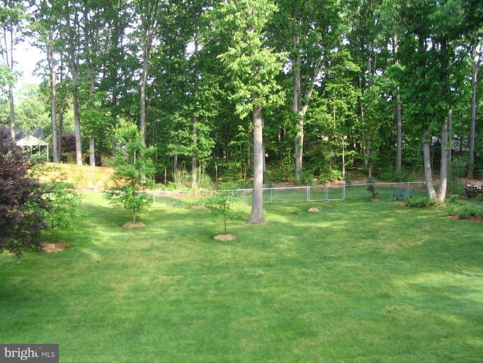 2222 Laurel Ridge Road Vienna, VA 22181 - Photo 24 of 24 Exterior (Rear)
