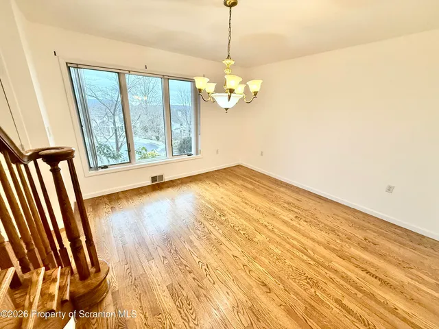 $589,000 | 100 Rabbit Run, Clarks Summit, PA 18411