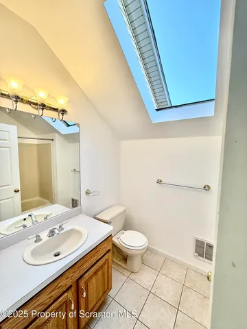 $639,000 | 100 Rabbit Run, Clarks Summit, PA 18411