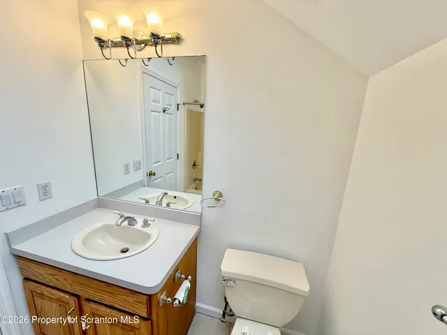 $589,000 | 100 Rabbit Run, Clarks Summit, PA 18411