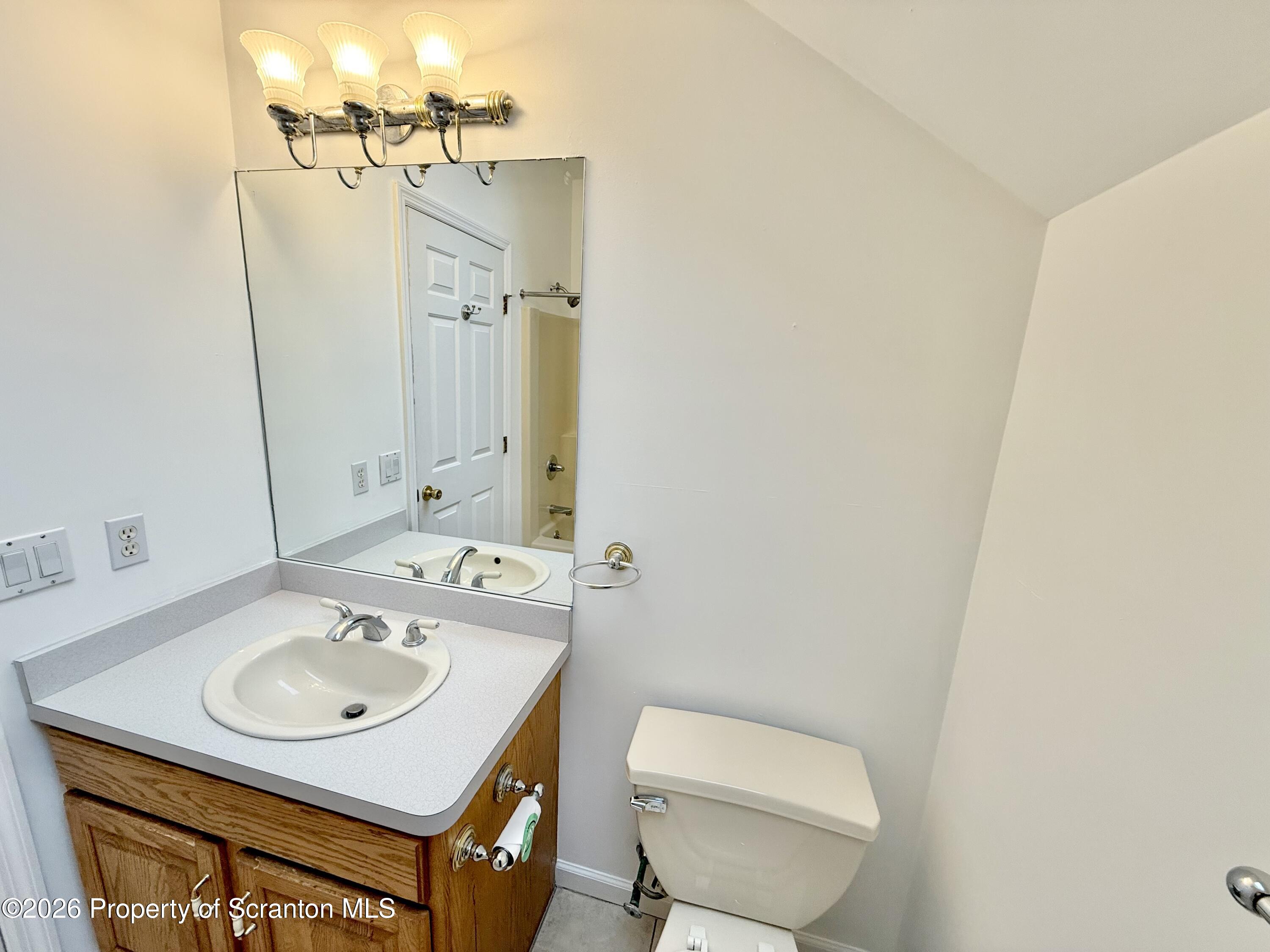 100 Rabbit Run Clarks Summit, PA 18411 - Photo 27 of 46 IMG_8966