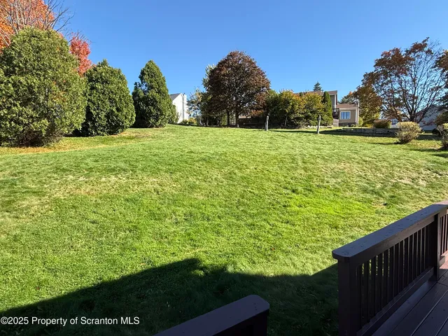 $639,000 | 100 Rabbit Run, Clarks Summit, PA 18411