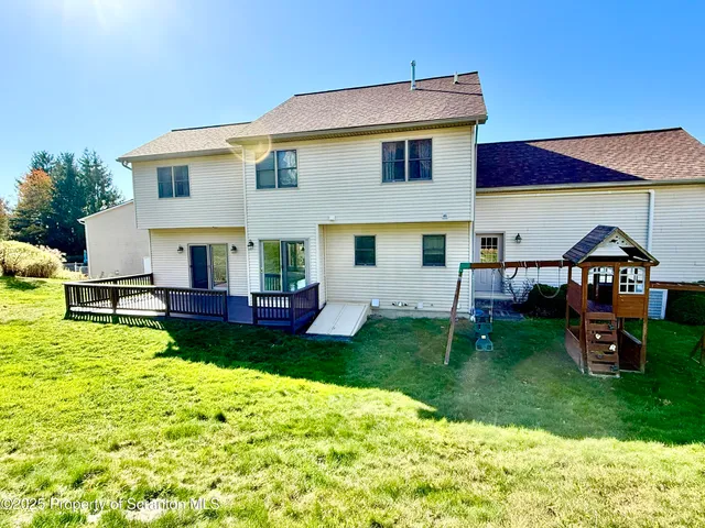 $589,000 | 100 Rabbit Run, Clarks Summit, PA 18411