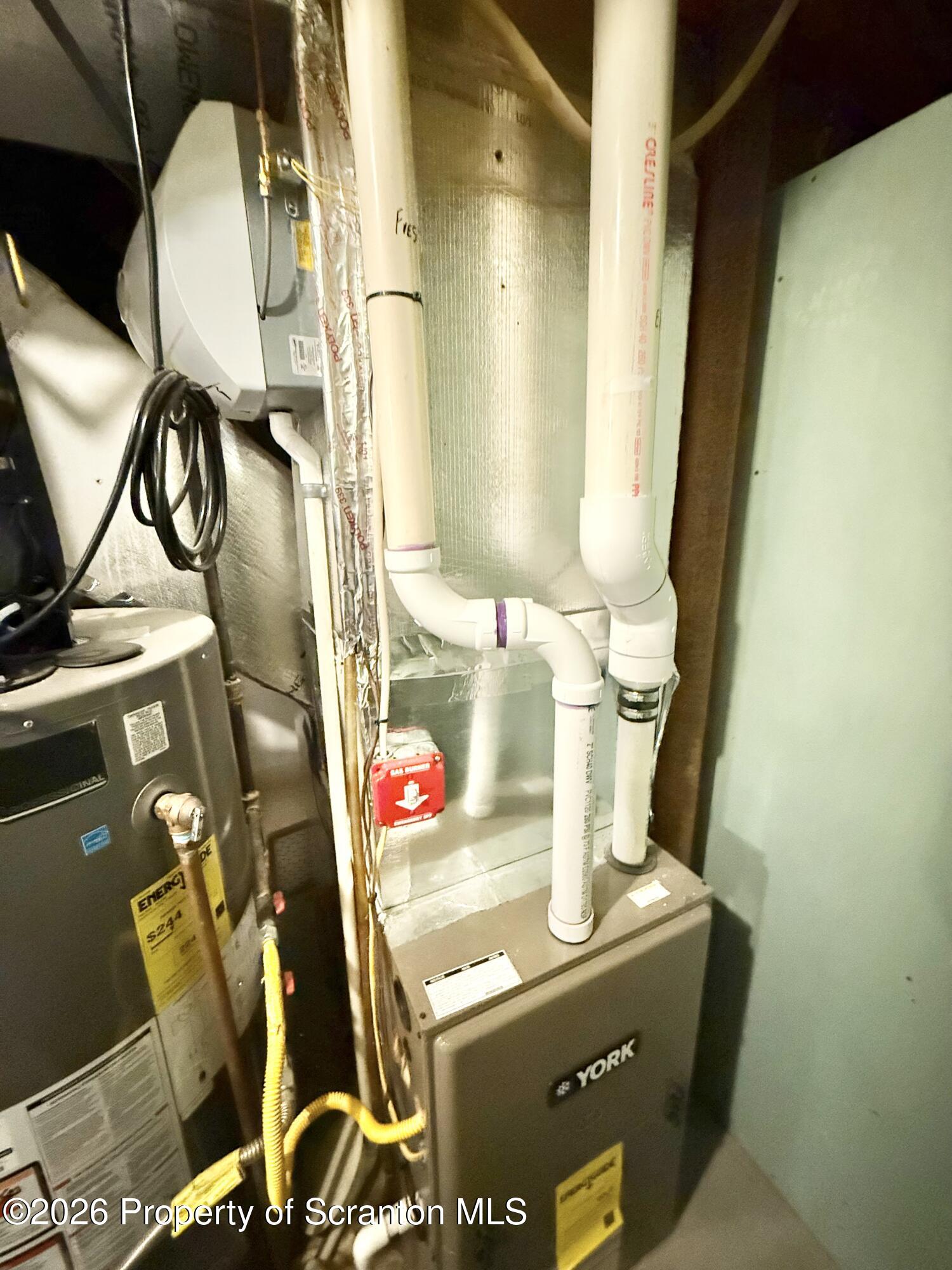 100 Rabbit Run Clarks Summit, PA 18411 - Photo 45 of 46 IMG_8985