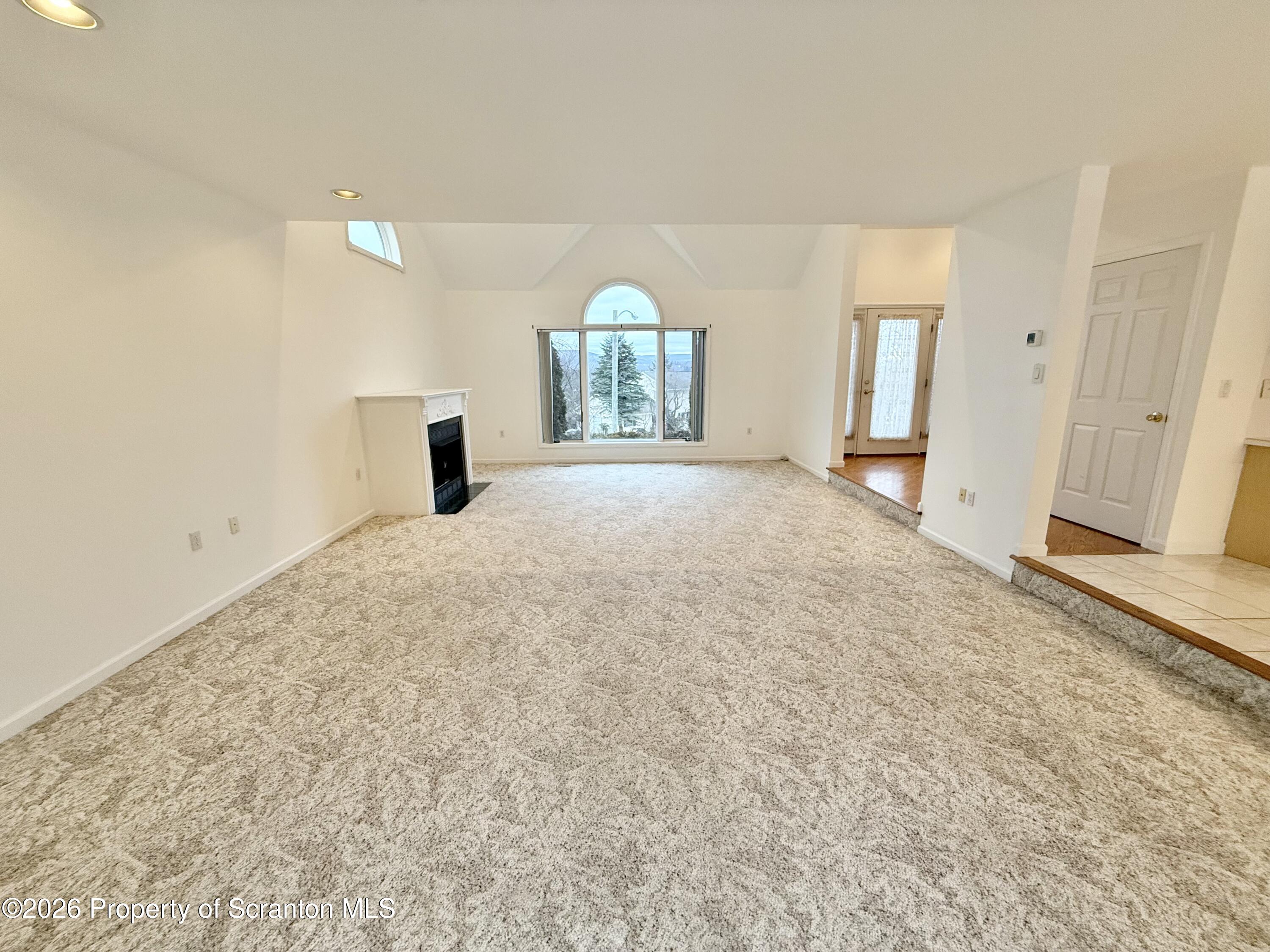 100 Rabbit Run Clarks Summit, PA 18411 - Photo 7 of 46 IMG_8934