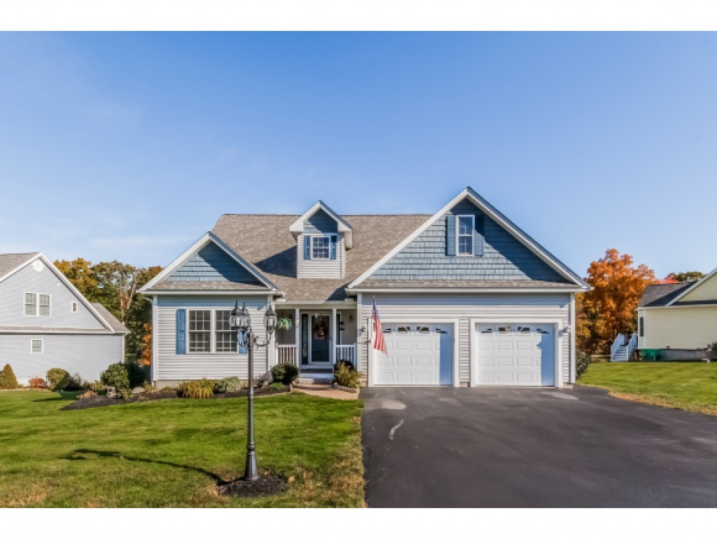 8 Harvest Road, Unit 8 Windham, NH 03087 - Photo 1 of 32