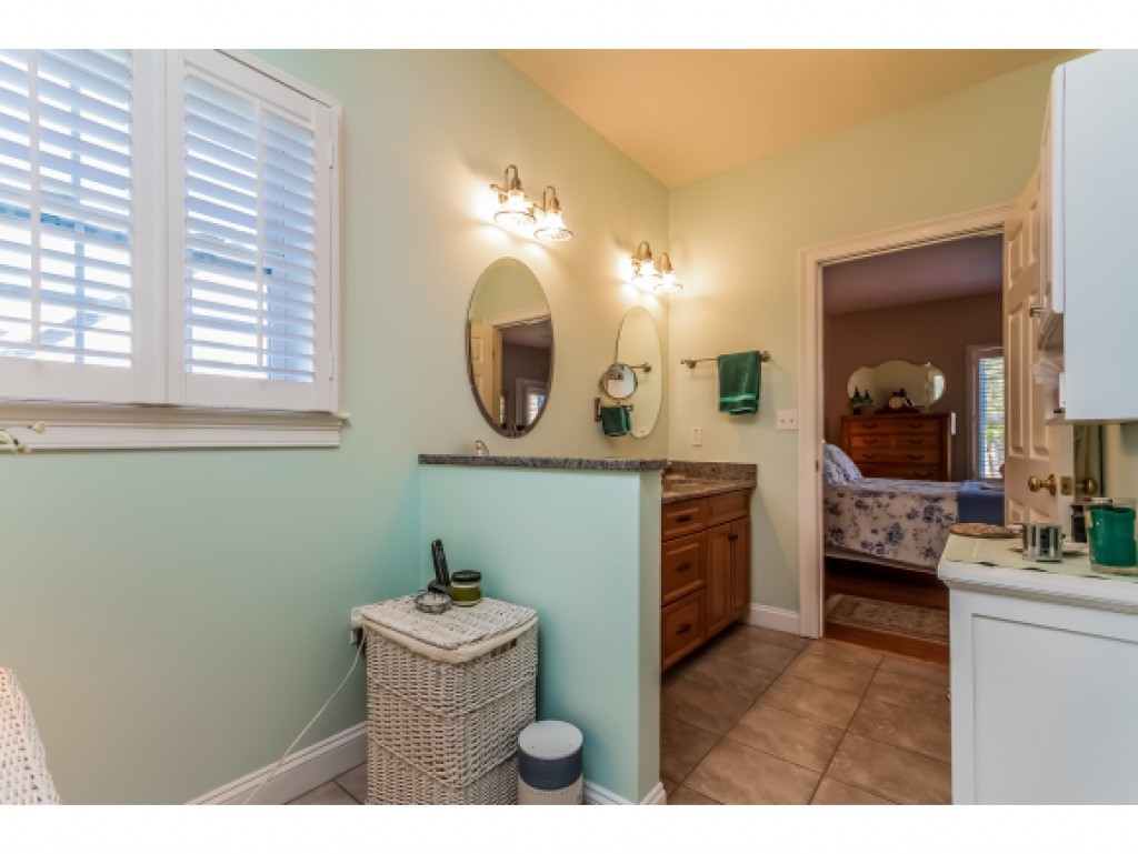 8 Harvest Road, Unit 8 Windham, NH 03087 - Photo 18 of 32