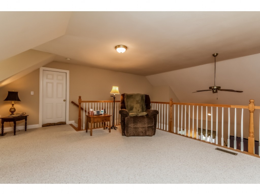 8 Harvest Road, Unit 8 Windham, NH 03087 - Photo 22 of 32